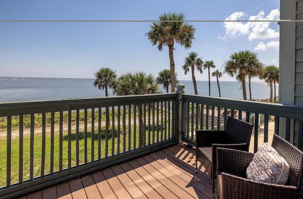 Escape to Oceanfront Bliss
