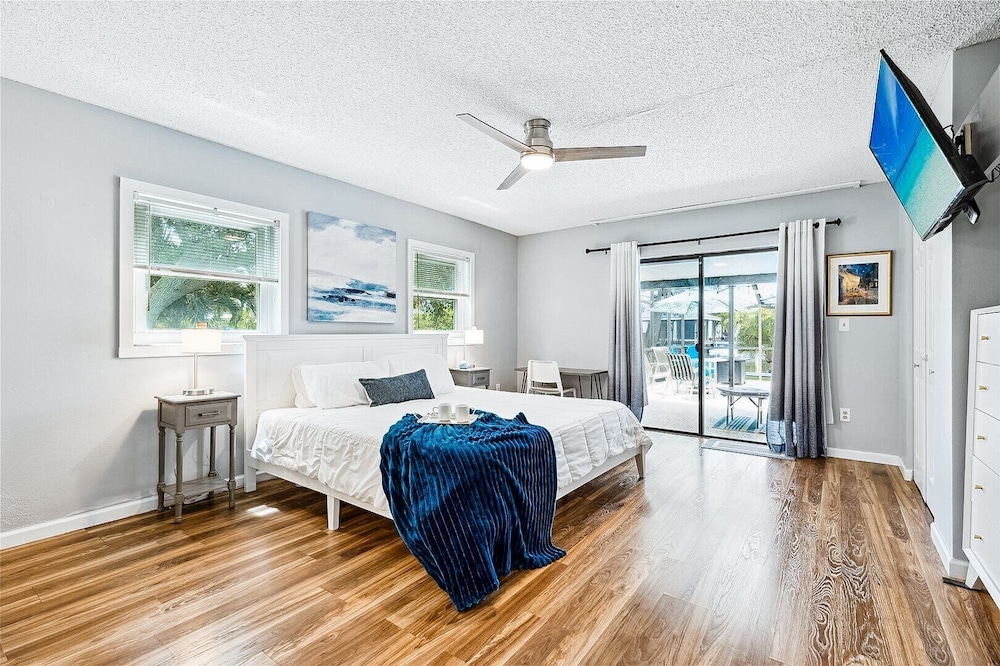 111 Sunset Drive