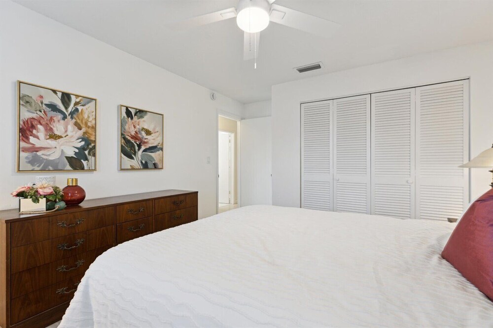 307 Brightwaters Dr