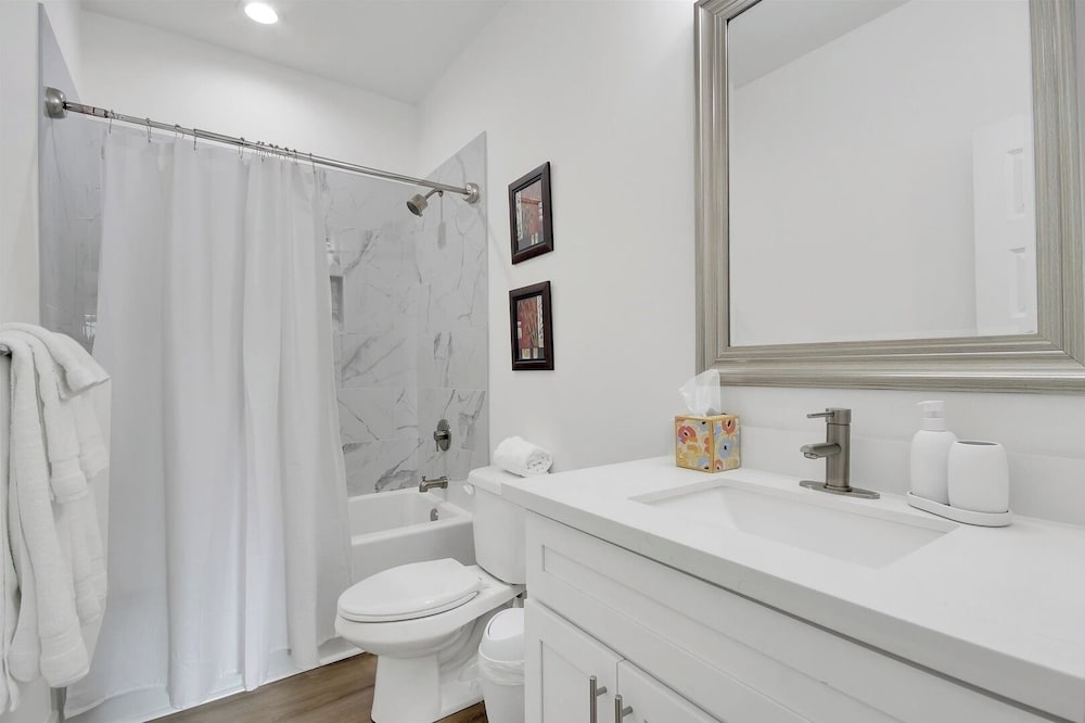 Family Retreat, 3br/3ba Bbq, Balcony