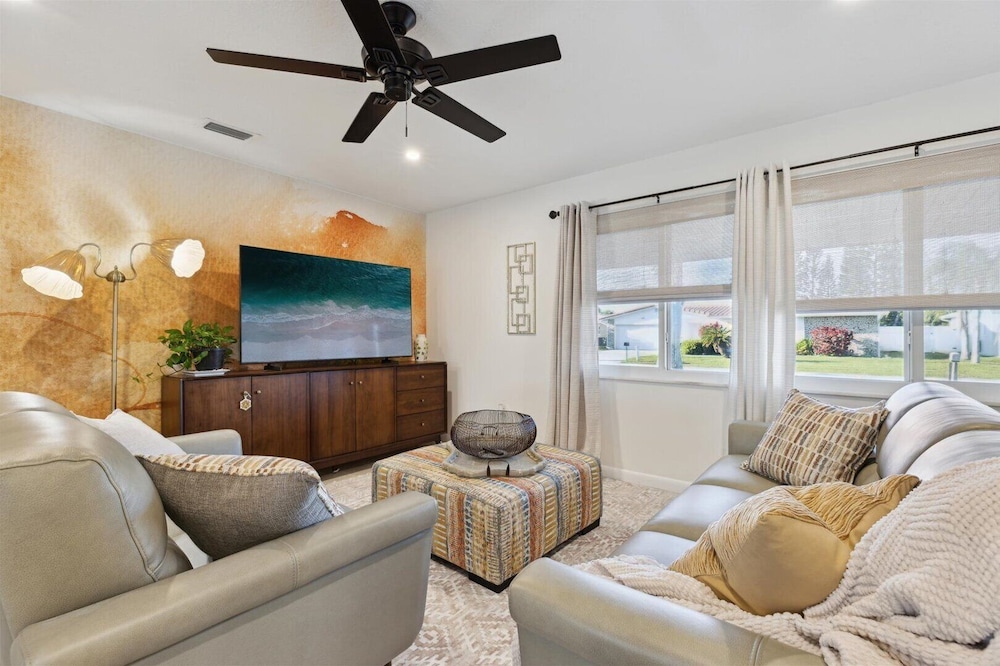 307 Brightwaters Dr