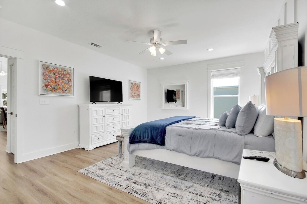 Family Retreat, 3br/3ba Bbq, Balcony