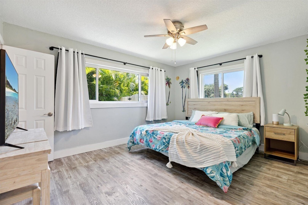 436 Cocoa Isles Blvd