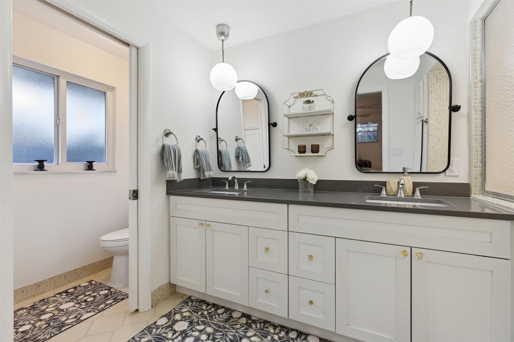 307 Brightwaters Dr