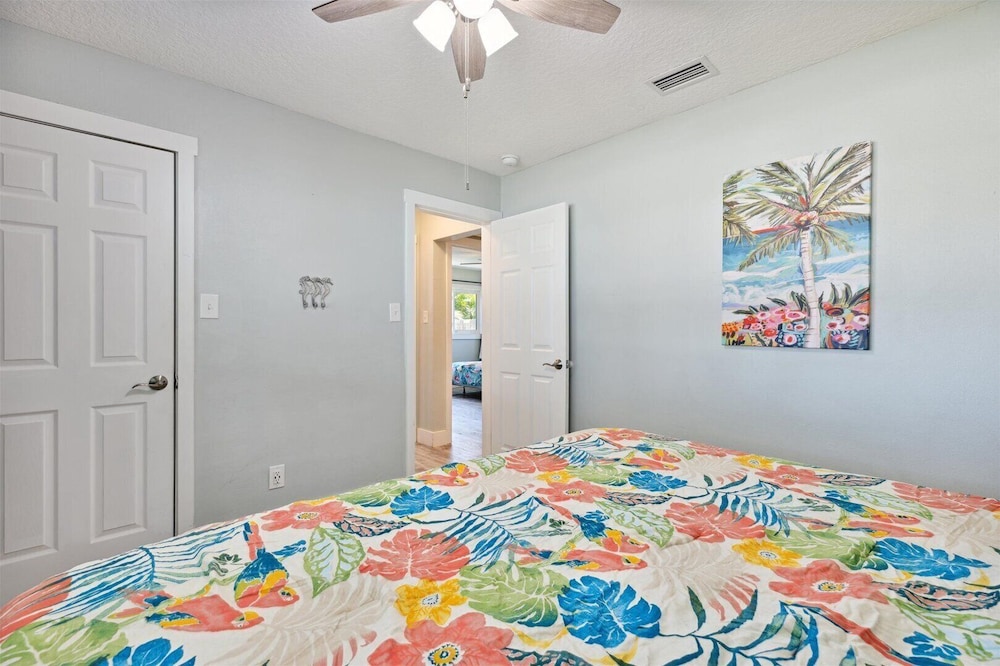 436 Cocoa Isles Blvd