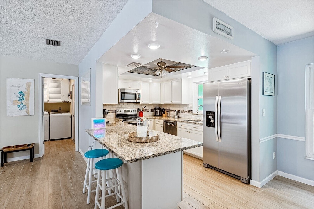 111 Sunset Drive