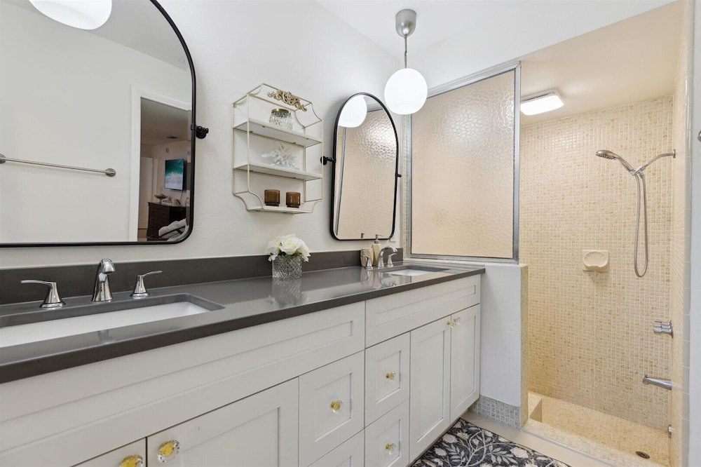 307 Brightwaters Dr