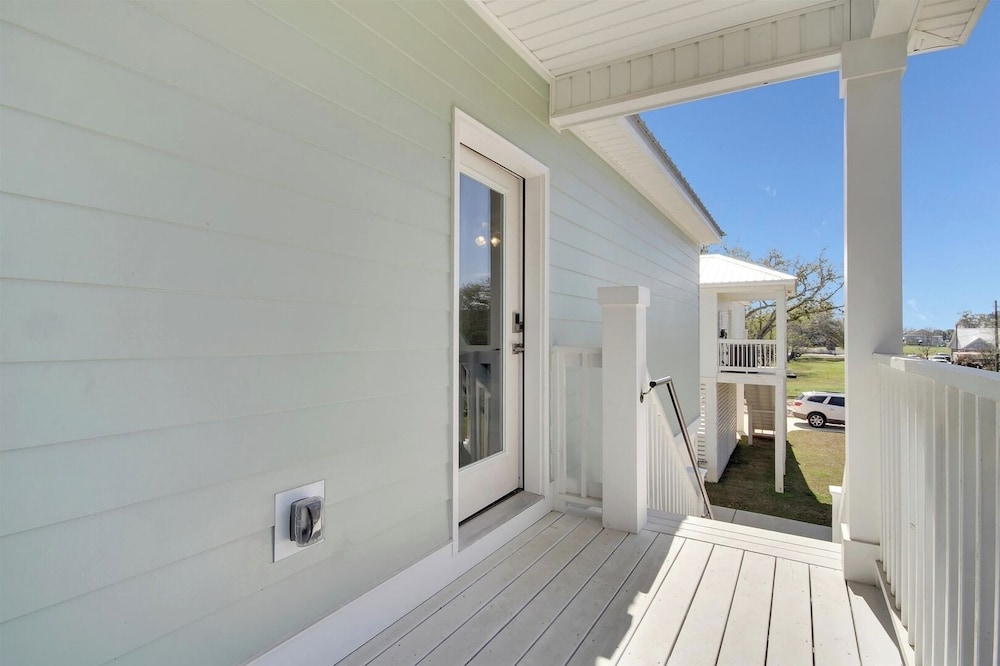Family Retreat, 3br/3ba Bbq, Balcony
