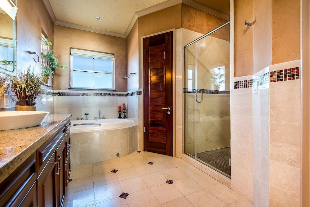 Paradise At Last by Ryson Vacation Rentals