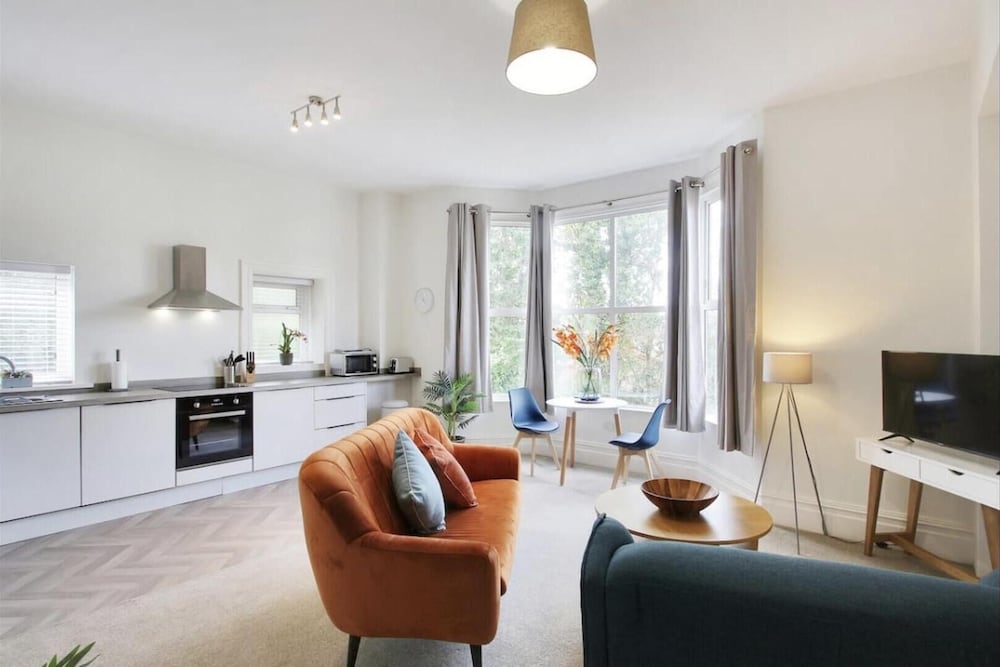 Royal Tunbridge Wells Vacations - Stylish Large 1-bed Apartment in Tunbridge Wells - Property Image 8