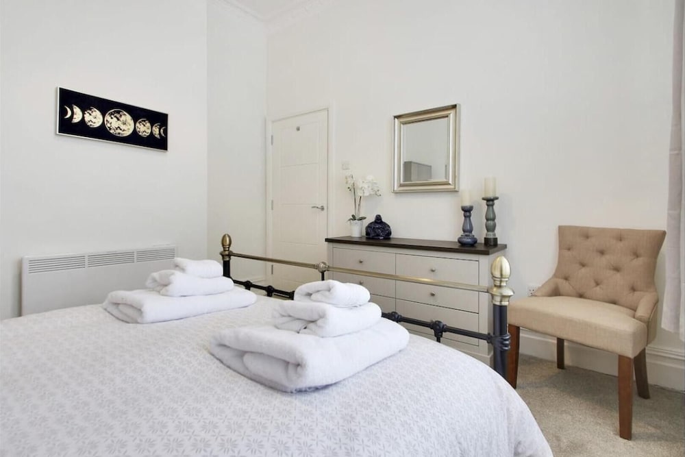 Royal Tunbridge Wells Vacations - Stylish Large 1-bed Apartment in Tunbridge Wells - Property Image 3