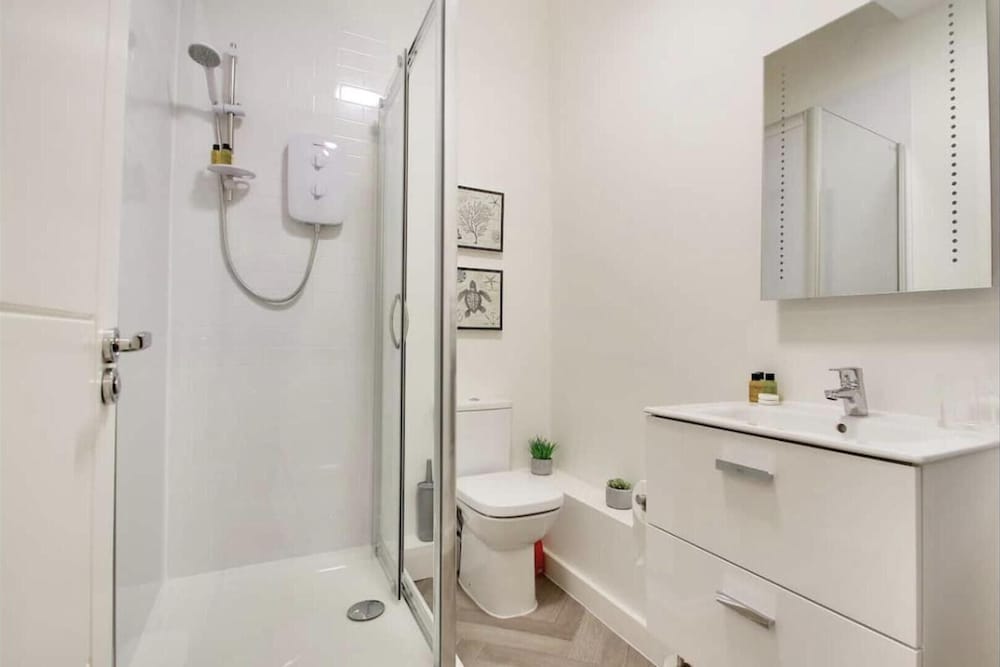 Royal Tunbridge Wells Vacations - Stylish Large 1-bed Apartment in Tunbridge Wells - Property Image 6