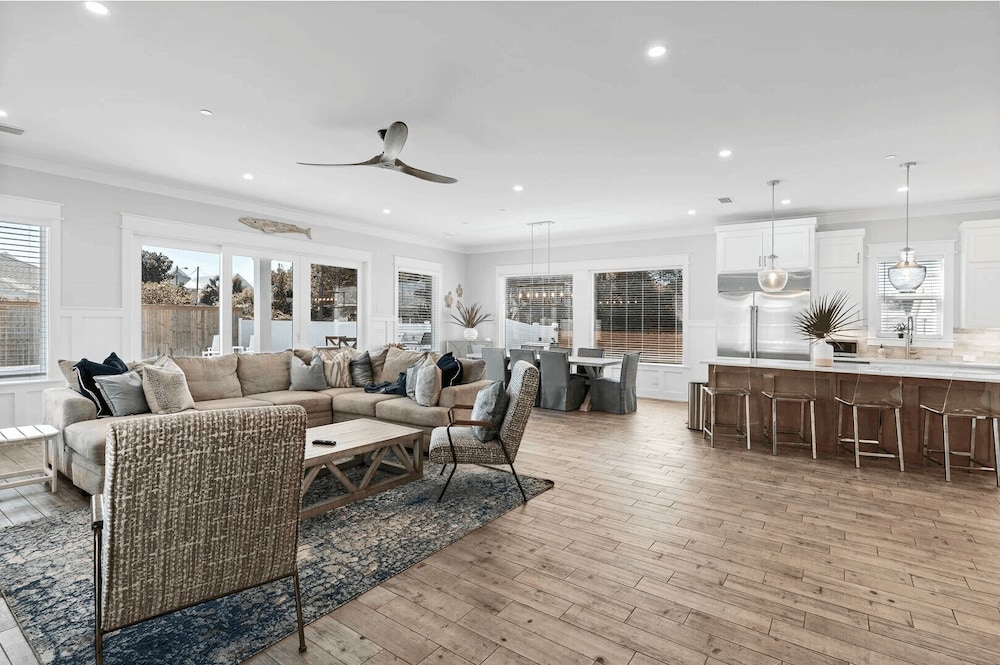Tipsea Turtle - Avantstay 1 Block to Gulf + Pool