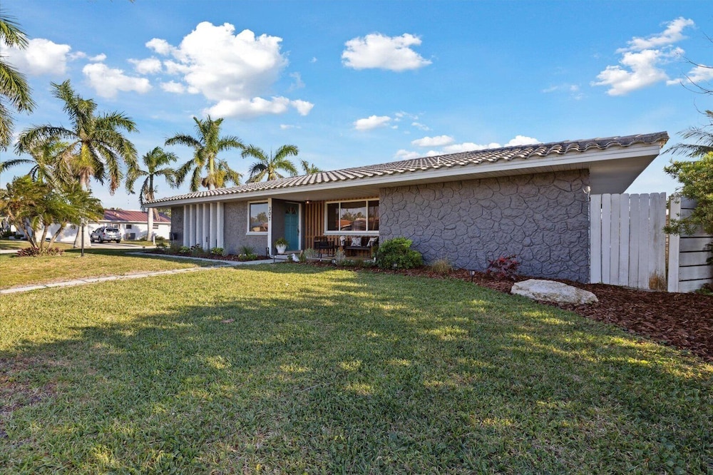 307 Brightwaters Dr