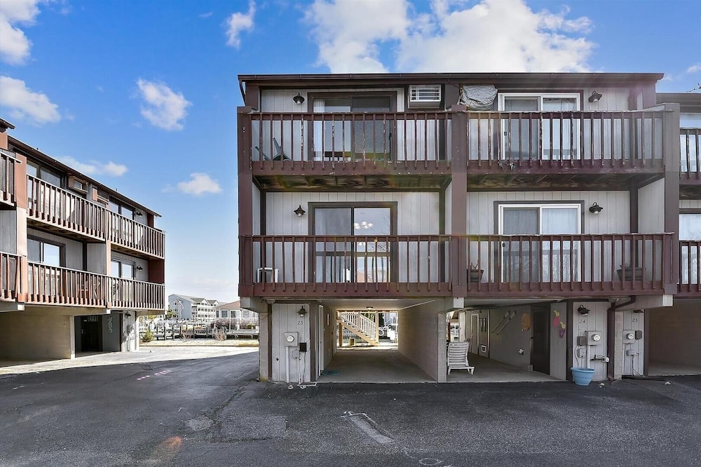 Harbour Bay 23