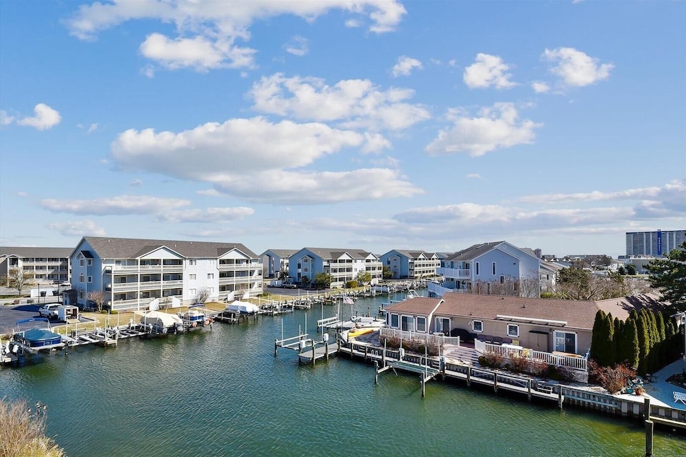 Harbour Bay 23
