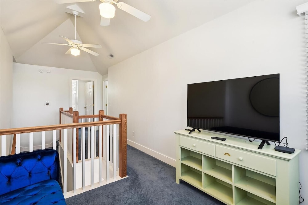 Tingle Avenue 624