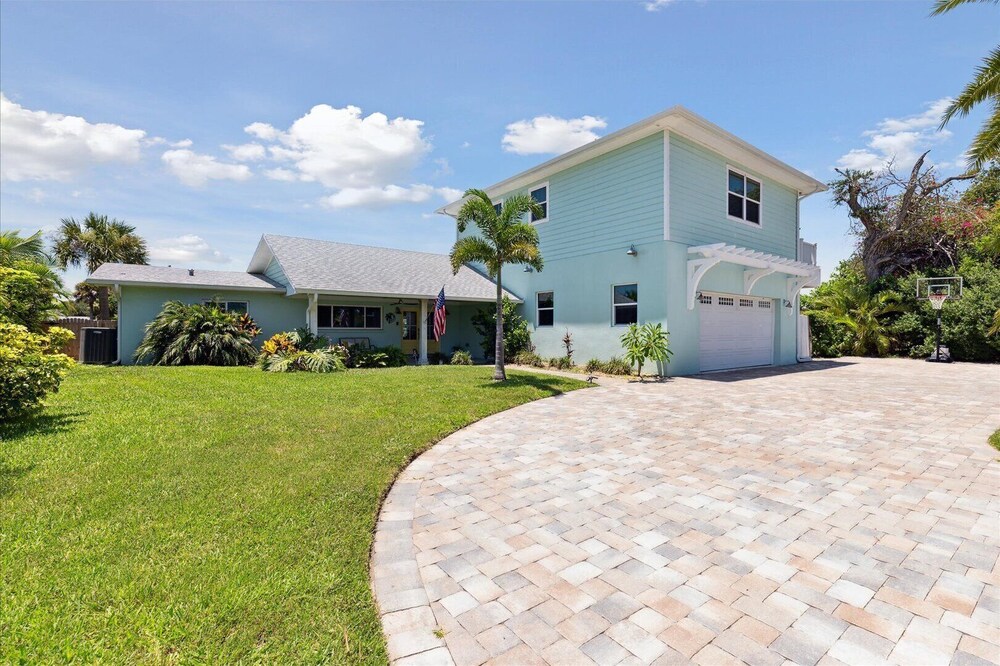 436 Cocoa Isles Blvd