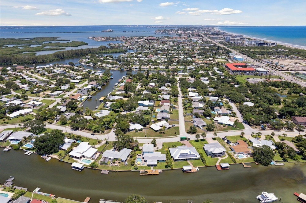 436 Cocoa Isles Blvd