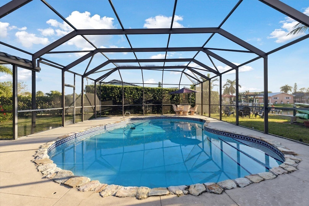307 Brightwaters Dr