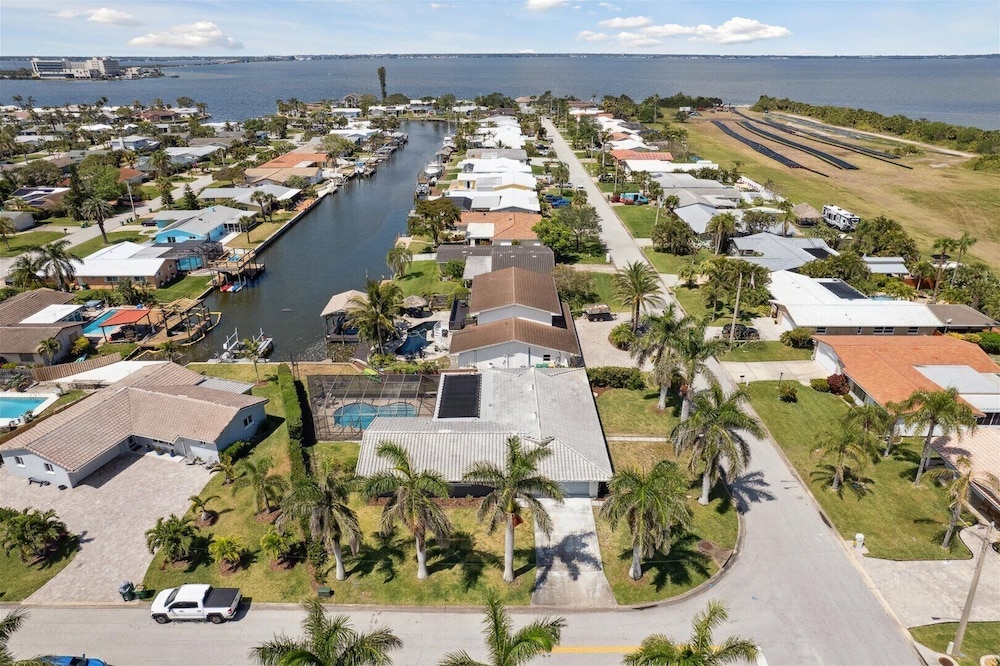 307 Brightwaters Dr
