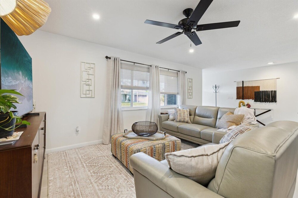 307 Brightwaters Dr