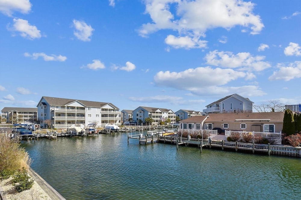 Harbour Bay 23