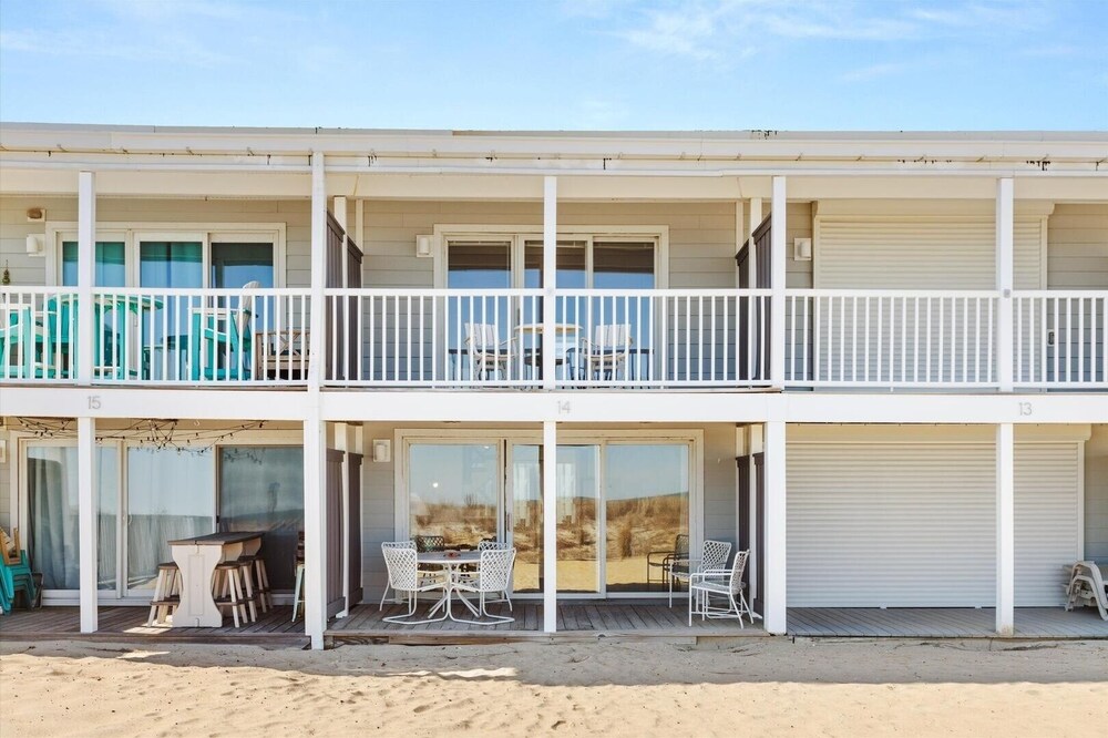 Beach Place 14 2 Bedroom Townhouse