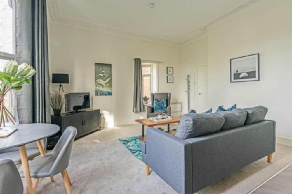 Royal Tunbridge Wells Vacations - Stunning Large 1-bed Apartment in Tunbridge Wells - Property Image 3