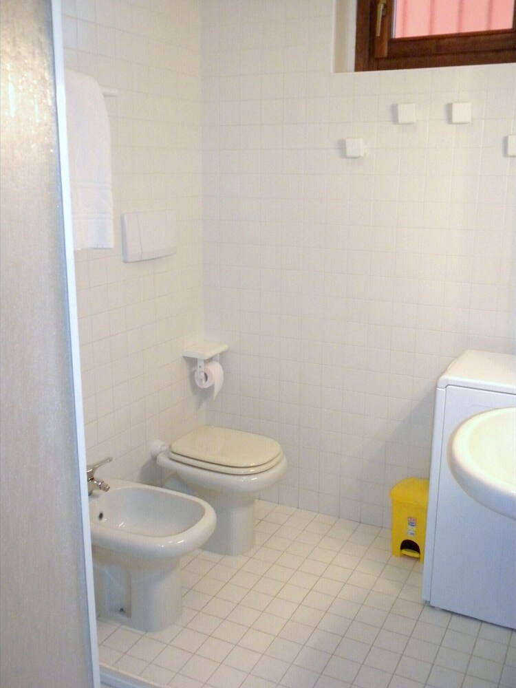 Lazise Lakeside Haven Retreat photo 4