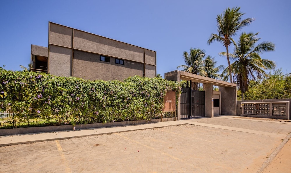 Studio in Cond. W/pool Near the Beach Cvkb0006