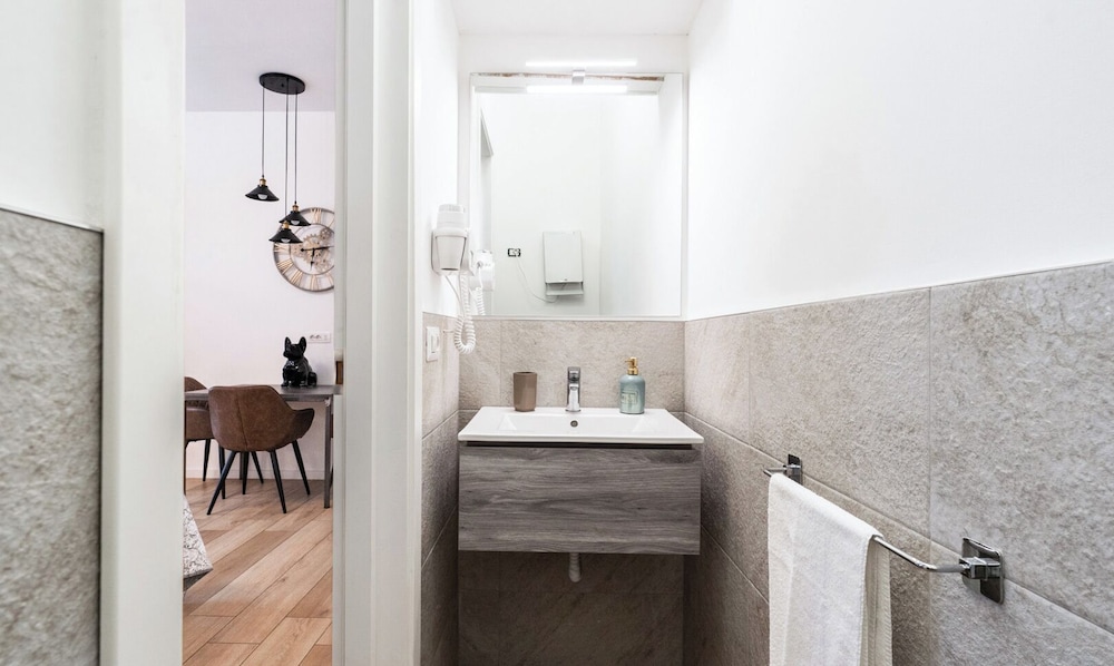Barirooms Picca 24
