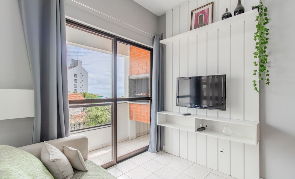 Apto 50m From the Beach in Ingleses Norte Bab0202