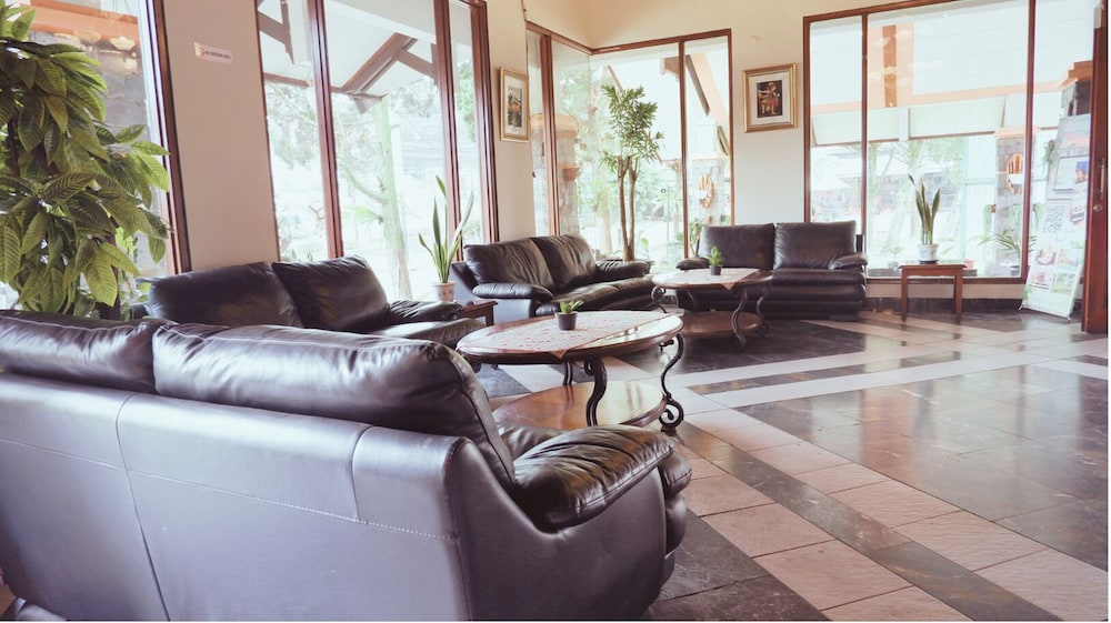 Sangga Buana Villa