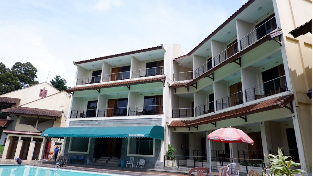 Sangga Buana Villa