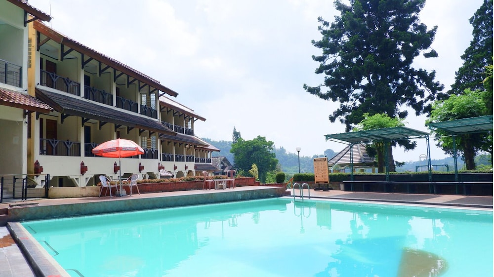 Sangga Buana Villa