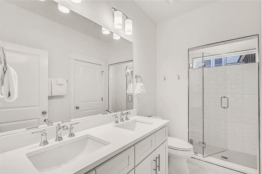Newly Built, Walk to Dune Allen Beach, Pool 30A Ocean Pearl by Avantstay