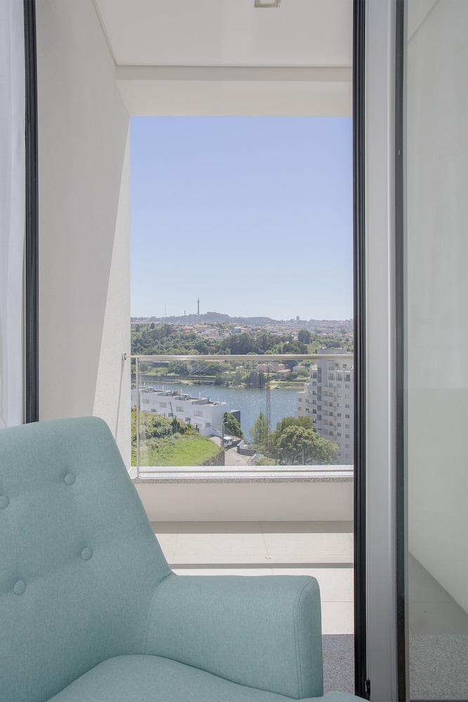Liiiving in Porto - Luxury River View Apartment I