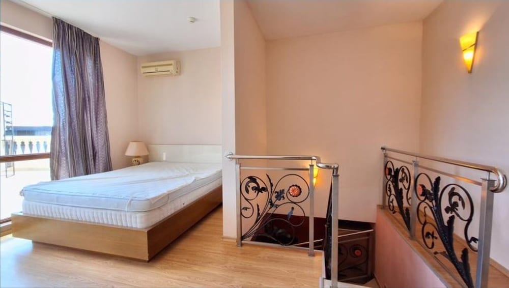Maisonettes in Royal Bay Residence&SPA 2