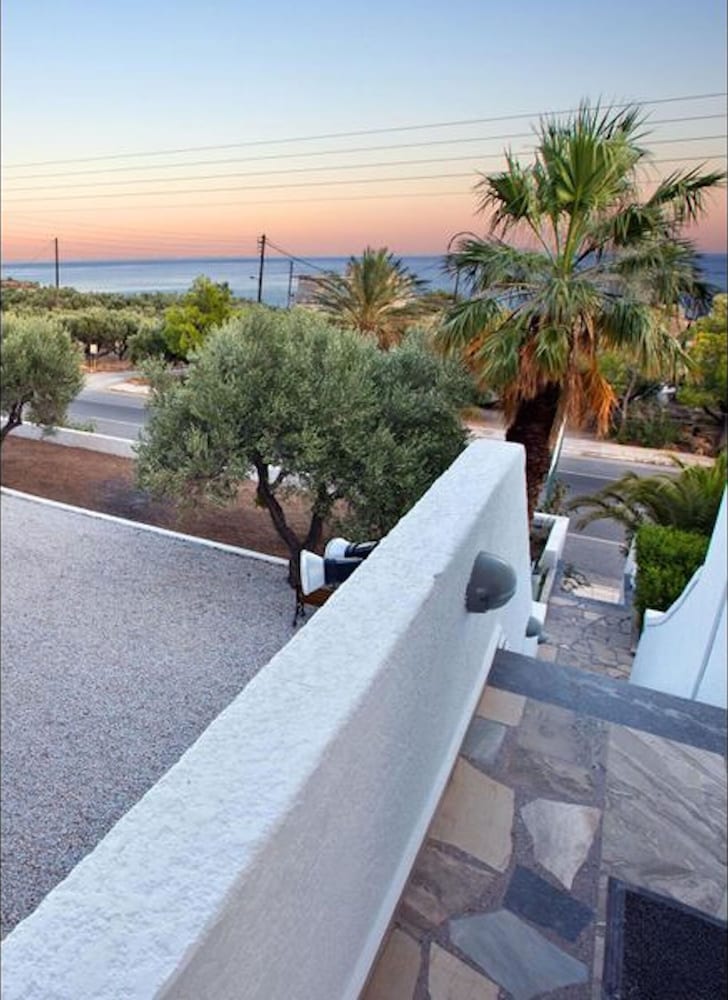 Apartments With sea View, Creta, Ierapetra photo 4