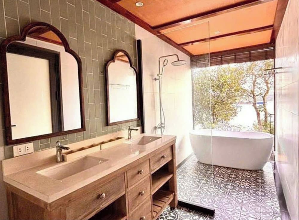 Coto Village Resort