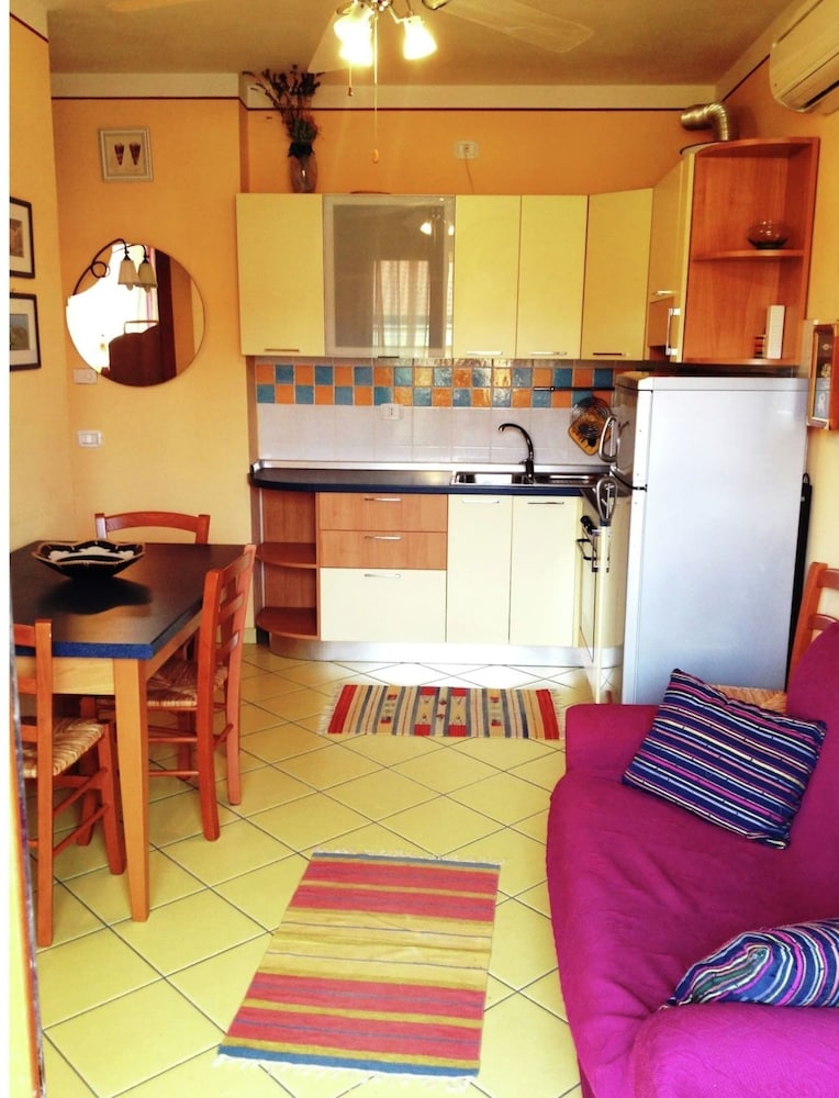 Sun Drenched Residence with Pool in Rosolina Mare near Venice view 3