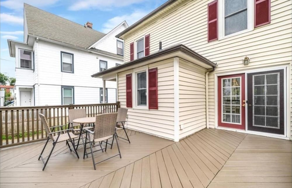 Bridgeport Vacations - Black Rock Home - 4 bed - Jacuzzi Bath - Beach - Property Image 15
