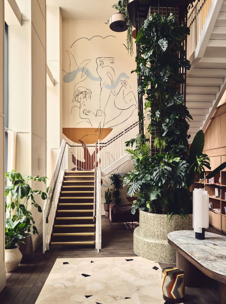 Stunning Two-bedroom Apartment With a Balcony