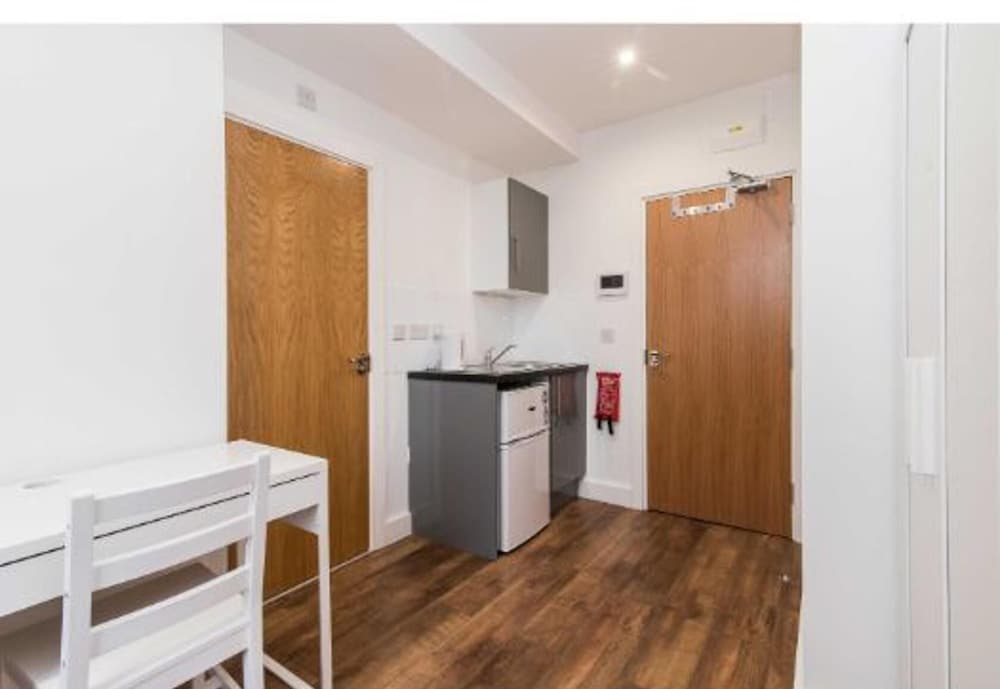 Sublime Stays Webberley Studio 9B Double Bed view 5