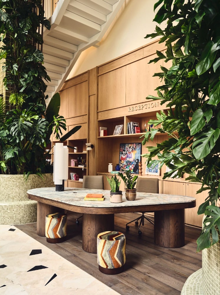 Stunning Two-bedroom Apartment With a Balcony