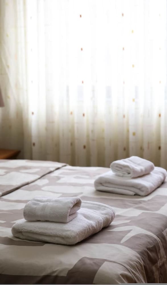 Kron s Apartment in Shkod r