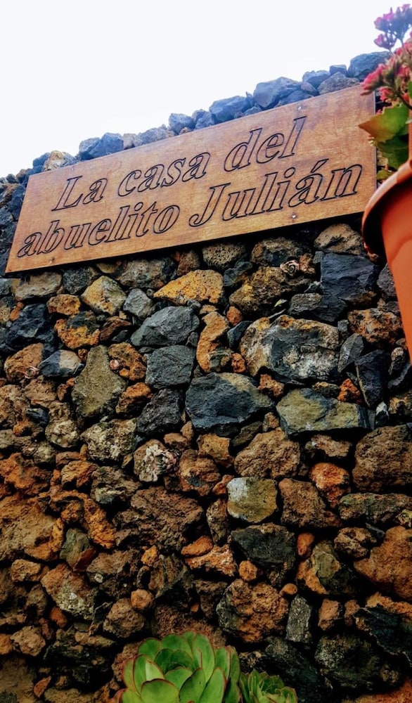 La Casa del Abuelito Julián en El Hierro view 4