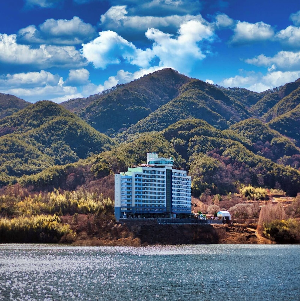 VIVACE RESORT
