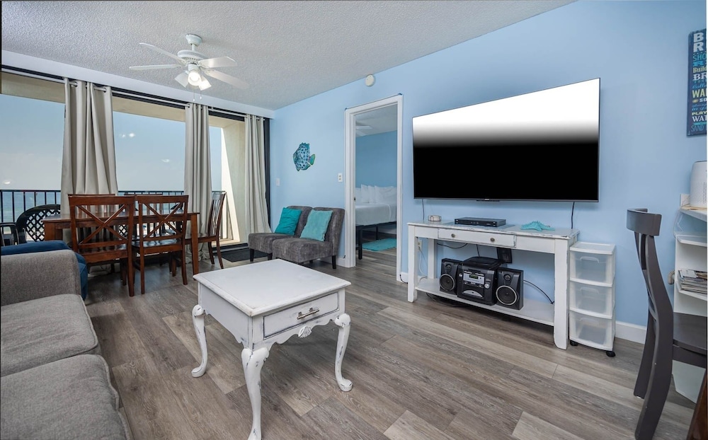 Island Winds West 473 2 Bedroom Condo